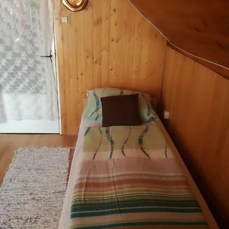 Διαμέρισμα Sari Apartman