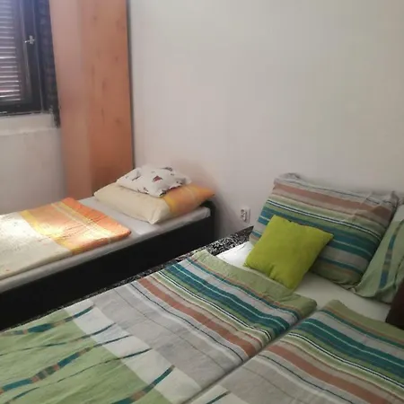 Sari Apartman Διαμέρισμα Balatonfůzfő